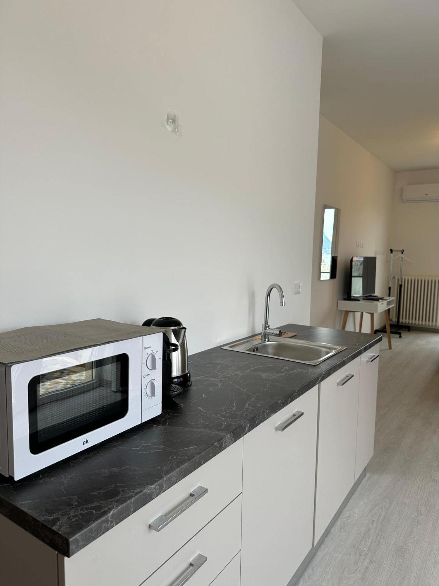 Fioriris Del Lago Apartment Stresa Ngoại thất bức ảnh